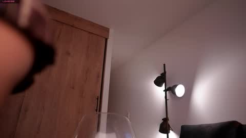 GIGI online show from 11.22.25