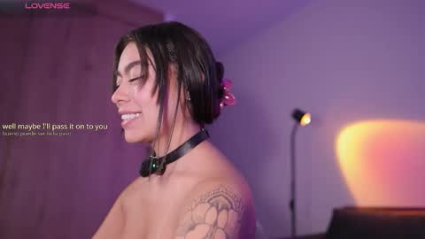 Snapshot of gigilee_ chatting on 02.20.26 GIGI online show from 02.20.26