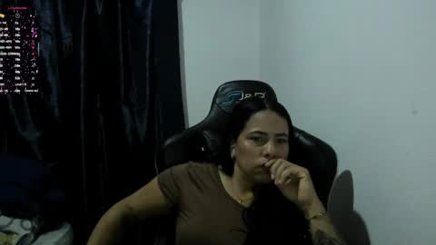 Snapshot of giiny_ chatting on 05.14.26 pamela online show from 05.14.26
