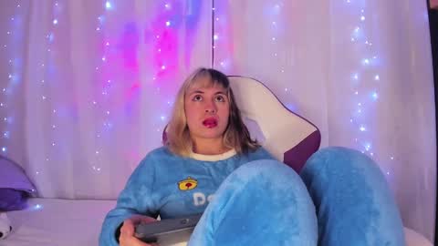 Snapshot of gilakat chatting on 01.15.25 gilakat online show from 01.15.25