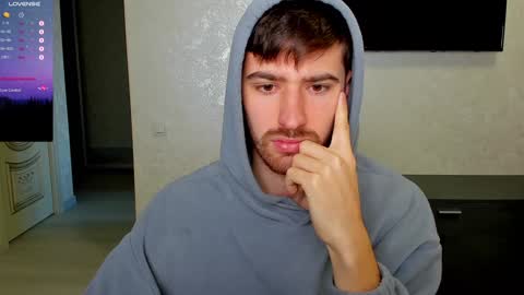 Snapshot of gilbertogonzales chatting on 01.15.25 gilbertogonzales online show from 01.15.25