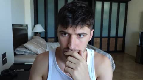 Snapshot of gilbertogonzales chatting on 12.01.25 gilbertogonzales online show from 12.01.25