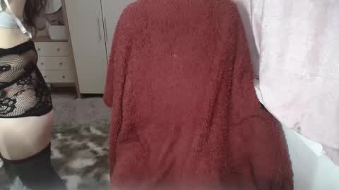 Snapshot of gillkelly chatting on 09.18.25 Gill Kelly online show from 09.18.25