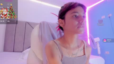 Snapshot of gimenalara chatting on 12.12.24 Gimena online show from 12.12.24