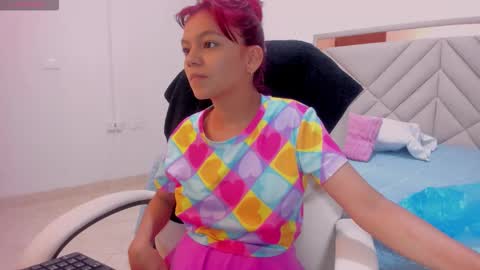 Snapshot of gimenalara chatting on 11.07.25 Gimena online show from 11.07.25