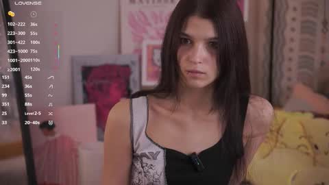 Mia online show from 02.05.26