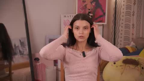 Mia online show from 02.17.26