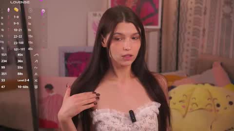 Mia online show from 02.22.26