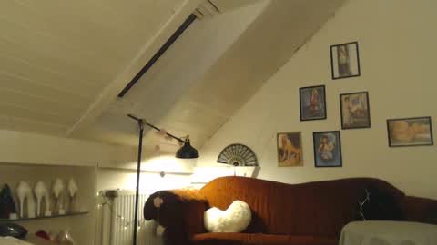 Snapshot of ginablondecam chatting on 02.09.25 Gina online show from 02.09.25