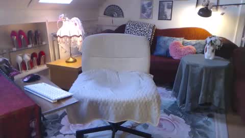 Gina online show from 05.15.26