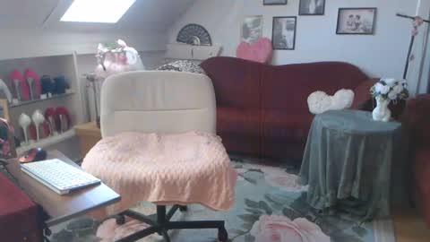 Gina online show from 06.25.26