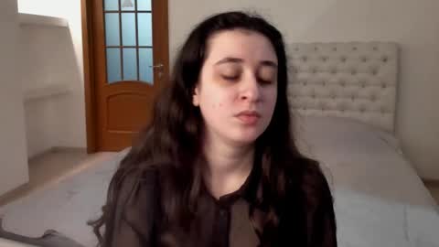 Kate online show from 01.26.25