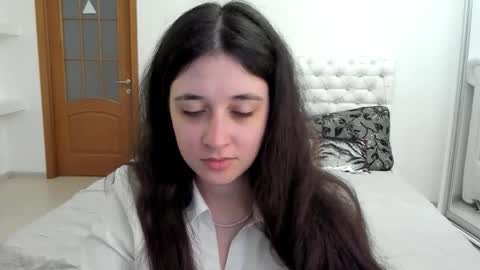 Kate online show from 09.29.25