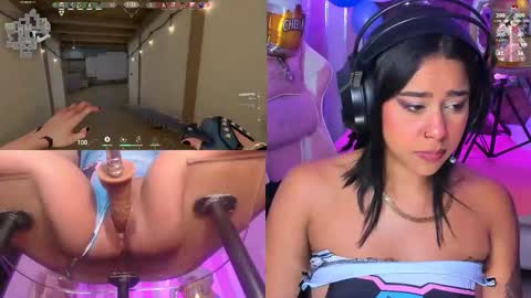 Snapshot of ginakurt_ chatting on 09.30.25 Gina online show from 09.30.25