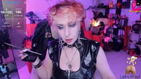 Gina Moor online show from 11.07.25