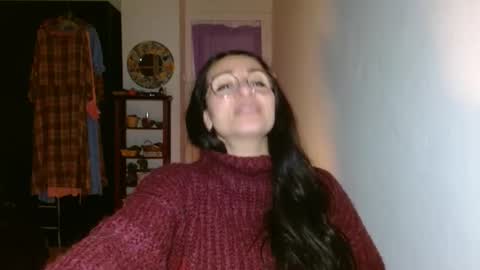 Snapshot of ginaoneon chatting on 12.16.24 GinaONeon online show from 12.16.24