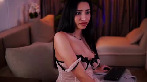 Gina online show from 03.12.25