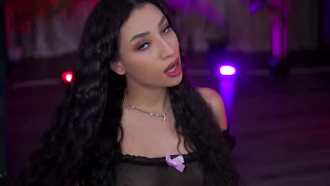 Gina online show from 09.17.25