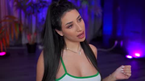 Gina online show from 10.03.25