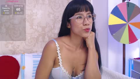 Ginebra online show from 04.06.26