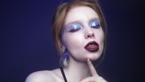        im expecting 350 thumbs up on my altar   online show from 02.05.25