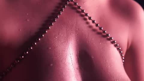        im expecting 350 thumbs up on my altar   online show from 03.07.25