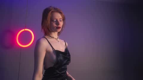        im expecting 350 thumbs up on my altar   online show from 09.09.25