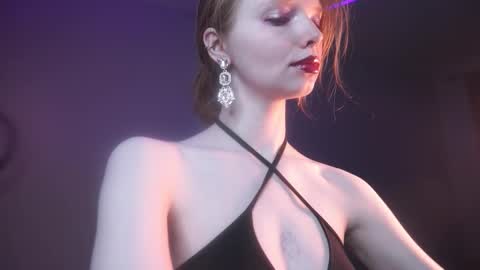        im expecting 350 thumbs up on my altar   online show from 10.24.25