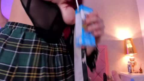 Snapshot of ginger_violetta chatting on 02.19.25 Ginger online show from 02.19.25