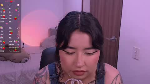 Snapshot of ginmeowuwu chatting on 05.22.26 ginmeowuwu online show from 05.22.26