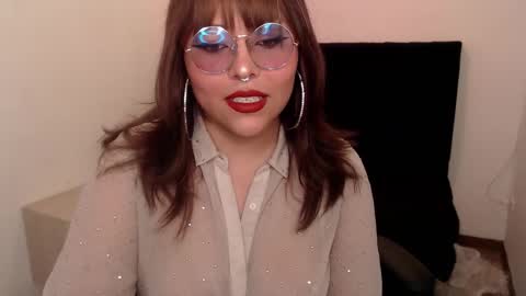 Snapshot of ginnyart chatting on 10.23.25 Ginny online show from 10.23.25