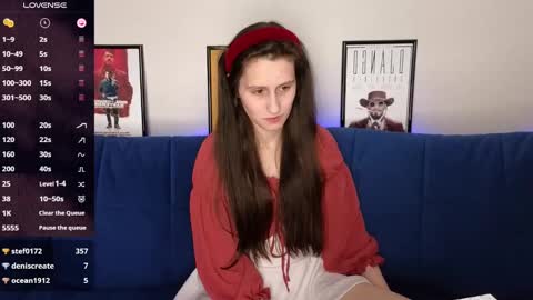 Snapshot of ginnyg_ chatting on 12.22.24 Ginnyg online show from 12.22.24