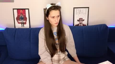 Snapshot of ginnyg_ chatting on 12.23.24 Ginnyg online show from 12.23.24