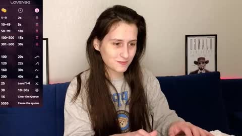 Snapshot of ginnyg_ chatting on 01.10.25 Ginnyg online show from 01.10.25