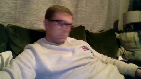 Snapshot of ginwood chatting on 12.11.24 ginwood online show from 12.11.24