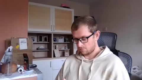 Snapshot of ginwood chatting on 11.19.25 ginwood online show from 11.19.25