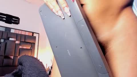 gio_gray online show from 02.17.26