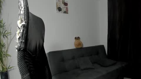 Snapshot of gio_russo chatting on 12.03.24 GioRusso online show from 12.03.24