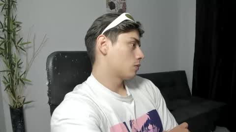 Snapshot of gio_russo chatting on 12.13.24 GioRusso online show from 12.13.24