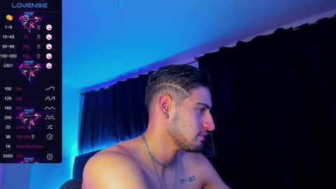 GIOMAR REYES online show from 01.10.25