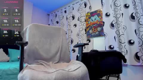 GIOMAR REYES online show from 09.19.25