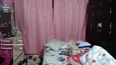 Mary online show from 11.26.25