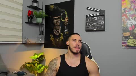 Snapshot of giorgio_leone2 chatting on 12.11.24 Giorgio leone online show from 12.11.24