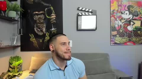 Snapshot of giorgio_leone2 chatting on 03.10.25 Giorgio leone online show from 03.10.25