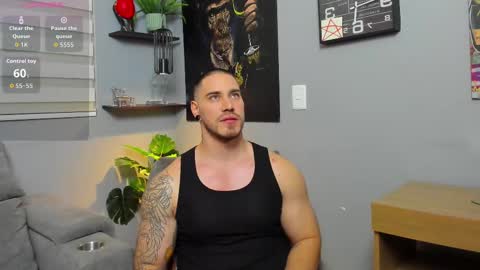 Snapshot of giorgio_leone2 chatting on 09.12.25 Giorgio leone online show from 09.12.25