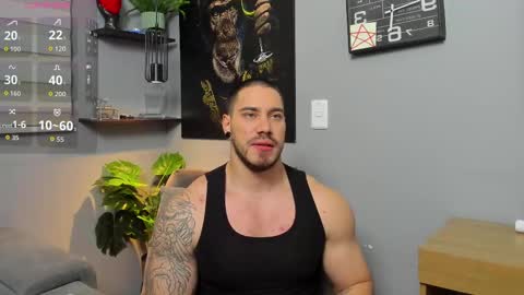 Snapshot of giorgio_leone2 chatting on 10.07.25 Giorgio leone online show from 10.07.25