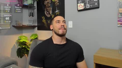 Snapshot of giorgio_leone2 chatting on 10.08.25 Giorgio leone online show from 10.08.25