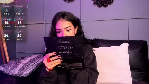 Giovanna  online show from 12.28.24