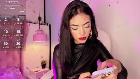 Giovanna  online show from 02.07.25