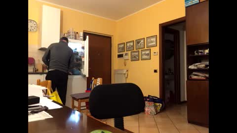 giovanni_1964 online show from 04.12.26